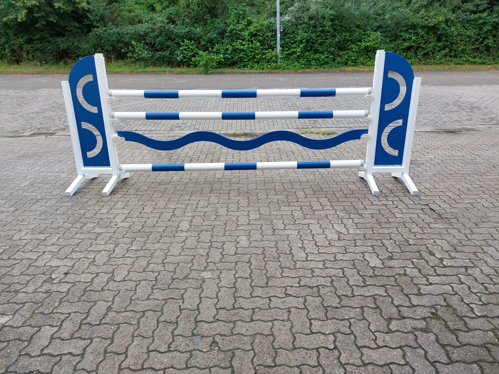 blaues wellen Hindernis