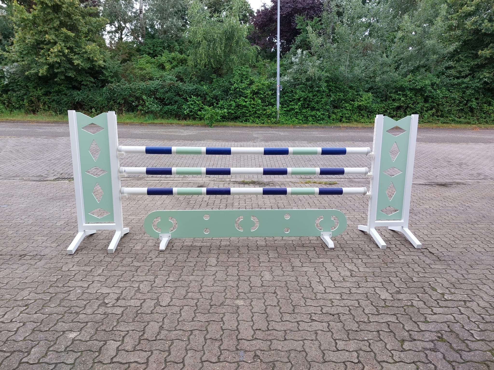 mint-blaues Hindernis