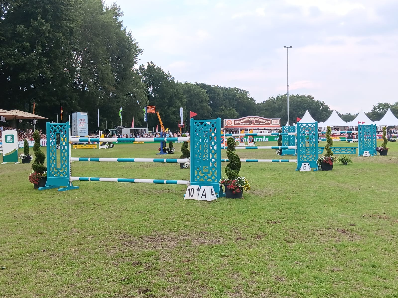 Blaues-netz Hindernis